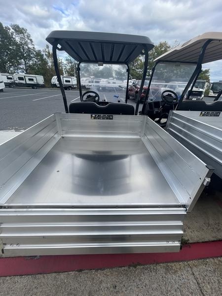 2024 Cushman HAULER 1200 G-EFI Photo in Staunton, VA 24401