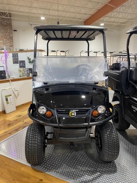 2023 Cushman HAULER 800X Photo in Staunton, VA 24401