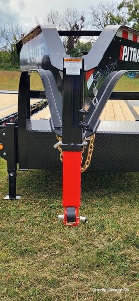 2026 PJ Trailers LX: Low-Pro Flatdeck w/8k Axles LXQ3082BSWK Photo in Staunton, VA 24401