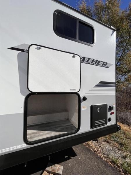 2024 Jayco Jay Feather 27BHB Photo in Staunton, VA 24401