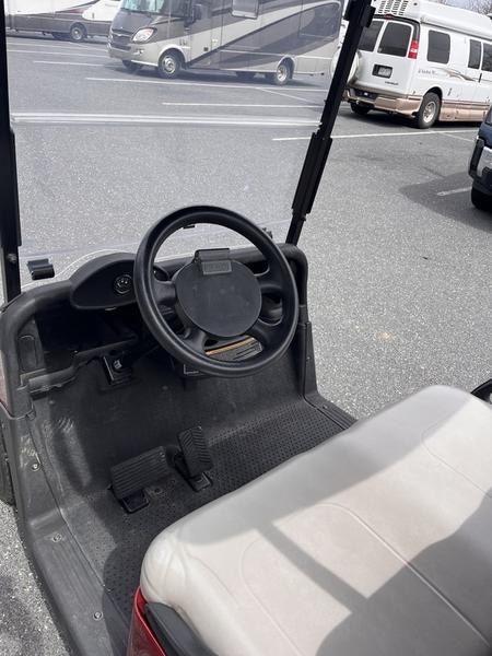 2019 E-Z-GO RXV® Electric Photo in Staunton, VA 24401