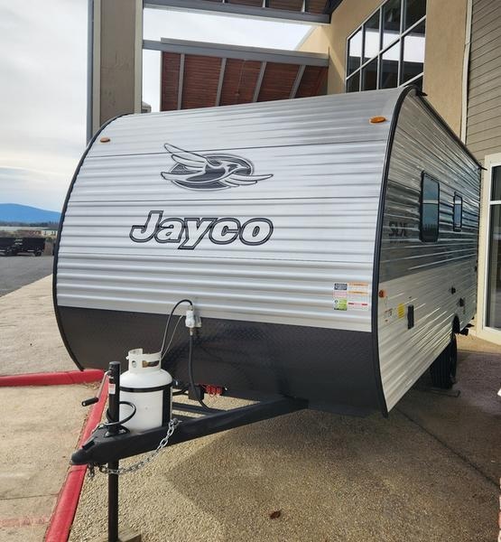 2025 Jayco Jay Flight SLX 170FQ Photo in Staunton, VA 24401