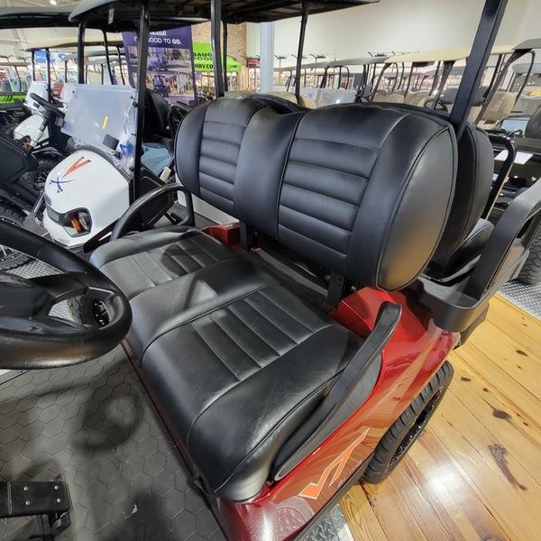 2024 E-Z-GO Express™ S4 ELiTE™ Lithium Inferno Red Photo in Staunton, VA 24401