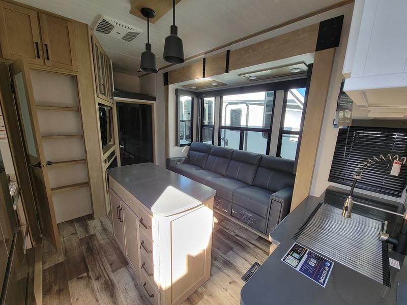 2023 Keystone RV Raptor 420 Photo in Staunton, VA 24401