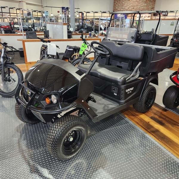 2023 Cushman® HAULER 800X Photo in Staunton, VA 24401