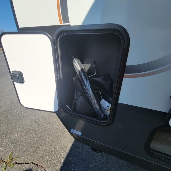 2024 Forest River Rockwood Geo Pro G19FD Photo in Staunton, VA 24401