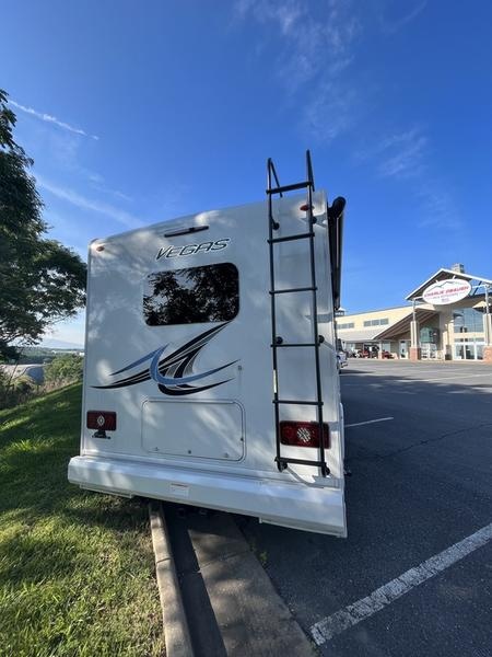 2022 Thor Motor Coach Vegas® RUV 24.1 Photo in Staunton, VA 24401