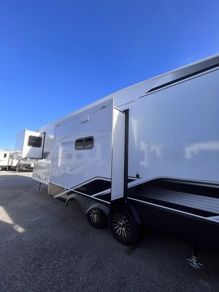 2024 Jayco 360DBOK Photo in Staunton, VA 24401