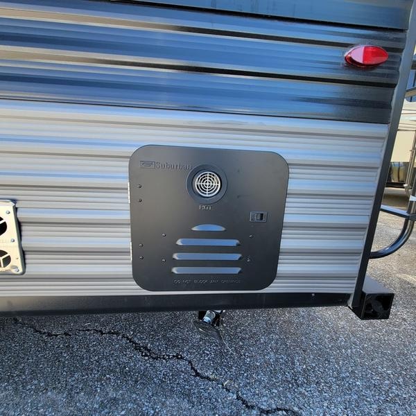 2024 Jayco Jay Flight 212QB Photo in Staunton, VA 24401