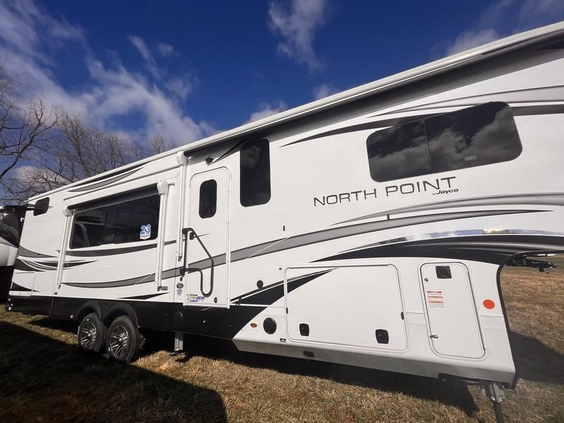 2023 Jayco North Point 373BHOK Photo in Staunton, VA 24401