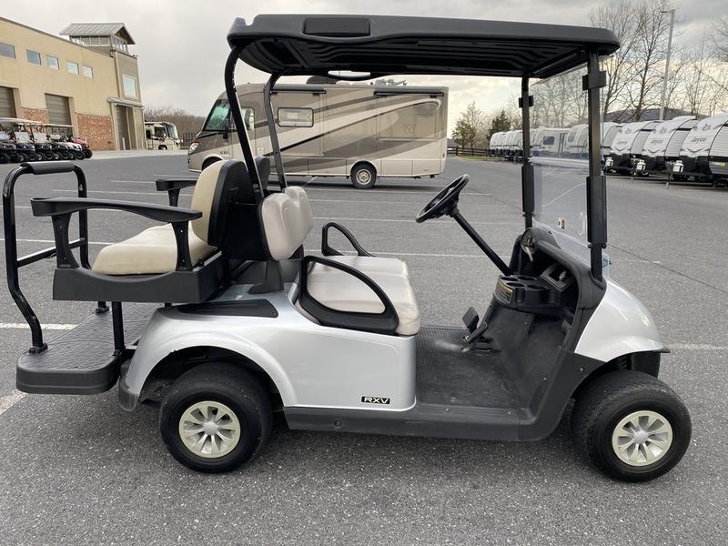 2019 E-Z-GO RXV® Electric Photo in Staunton, VA 24401