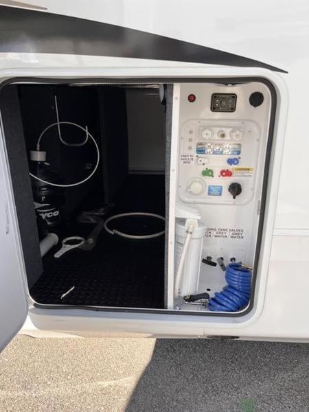 2023 Jayco North Point 310RLTS Photo in Staunton, VA 24401