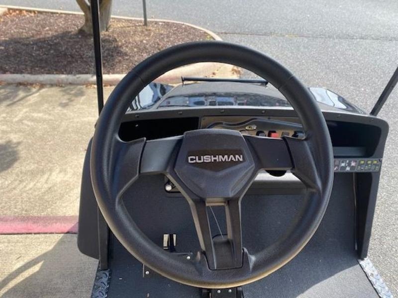 2024 Cushman® SHUTTLE 2 ELITE Photo in Staunton, VA 24401