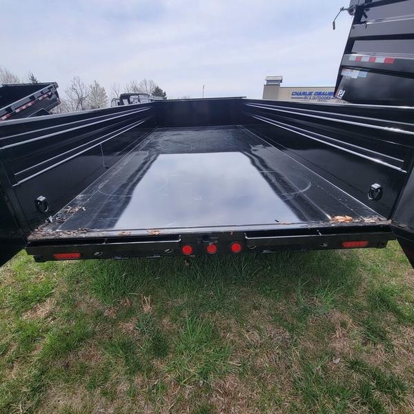 2023 PJ Trailers DMA1672BSSK Photo in Staunton, VA 24401