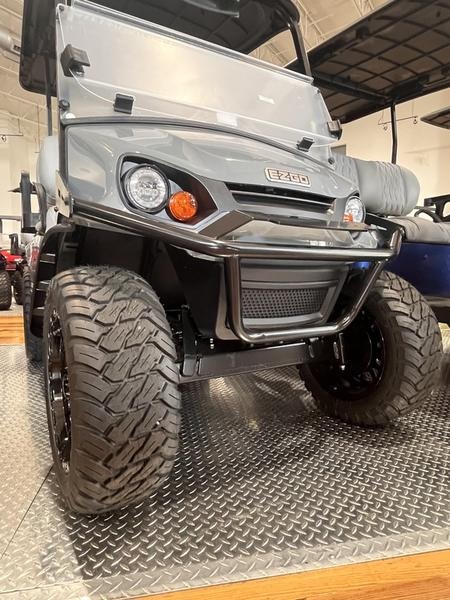 2025 E-Z-GO S4 ELITE Photo in Staunton, VA 24401