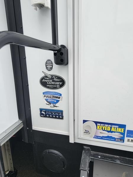 2023 Jayco North Point 380RKGS Photo in Staunton, VA 24401