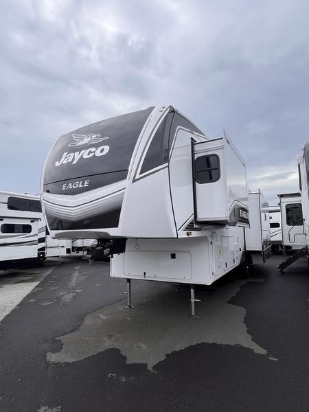 2024 Jayco Eagle Fifth Wheels 321RSTS Photo in Staunton, VA 24401