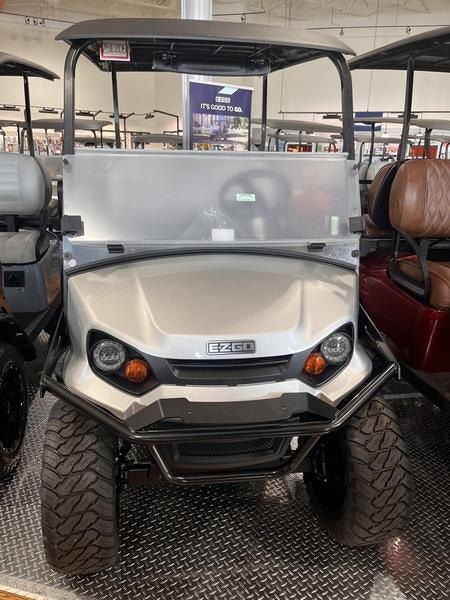 2025 E-Z-GO S4 ELITE Photo in Staunton, VA 24401