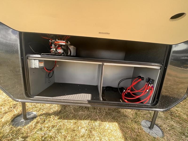 2023 Jayco North Point 373BHOK Photo in Staunton, VA 24401