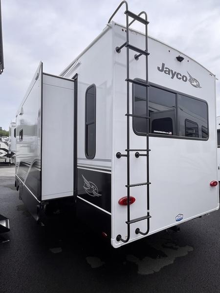 2024 Jayco Eagle Fifth Wheels 321RSTS Photo in Staunton, VA 24401