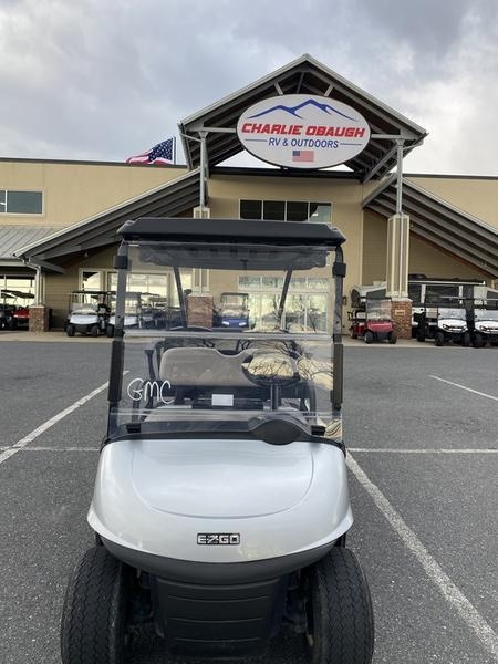 2019 E-Z-GO RXV® Electric Photo in Staunton, VA 24401