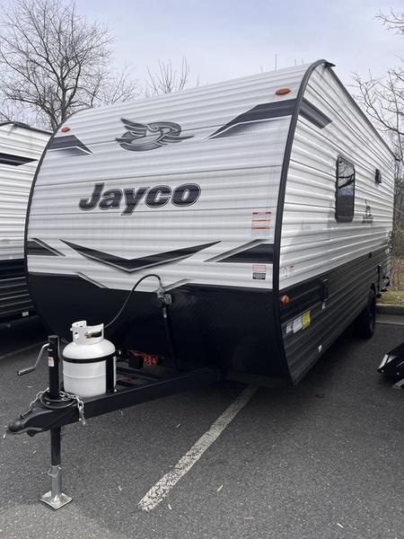 2024 Jayco Jay Flight SLX 195RB Photo in Staunton, VA 24401