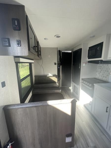 2024 Jayco Jay Flight 264BH Photo in Staunton, VA 24401