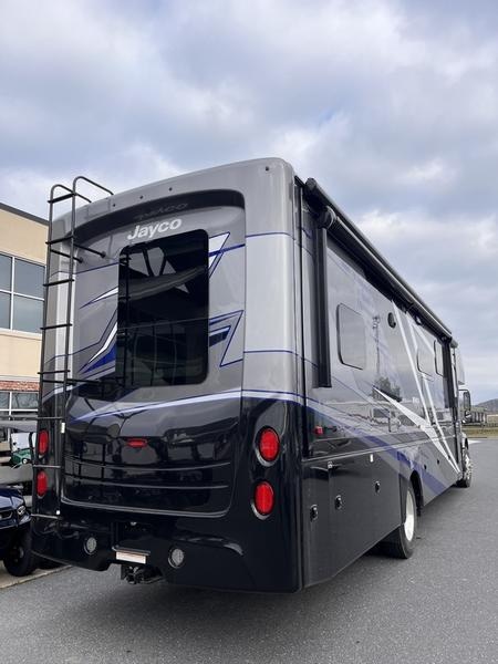 2024 Jayco Seneca 37M Photo in Staunton, VA 24401