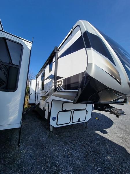 2023 Keystone RV Raptor 420 Photo in Staunton, VA 24401