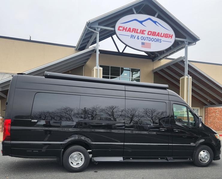 2025 Midwest Automotive Designs D6 Photo in Staunton, VA 24401