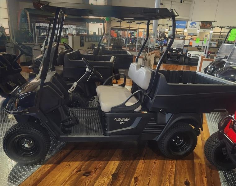 2024 Cushman® Hauler 1200 G-EFI Photo in Staunton, VA 24401